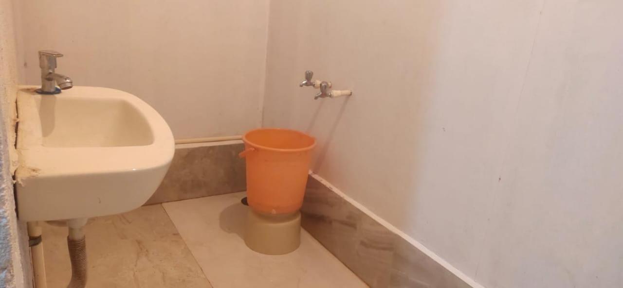 Hotel Hilltone Veg Non Veg Matheran Exterior foto